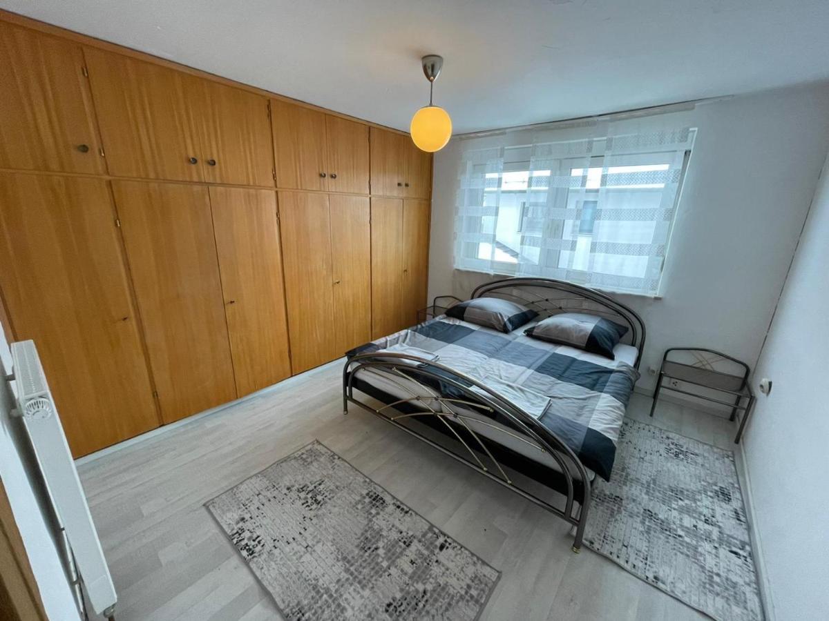 Guntia Apartment Mit Grossem Garten Günzburg Kültér fotó